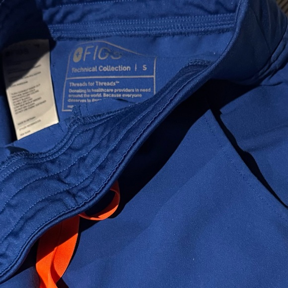 Figs WINNING BLUE Jogger Set - Small - Picture 5 of 5